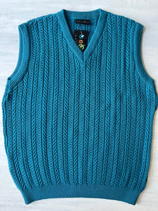GECCU cable knit merino wool sleeveless vest