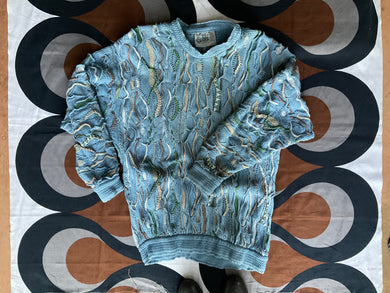 Vintage COOGI Blues 3D-knitted cotton jumper, Medium.