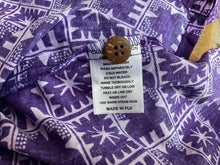 Vintage wild tropical tiki short-sleeve shirt by Kau Kauwa, made in Fiji, Large.