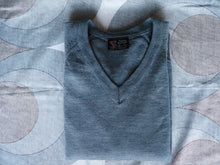 Vintage 1980s v-neck pure wool blue/grey jumper, Large